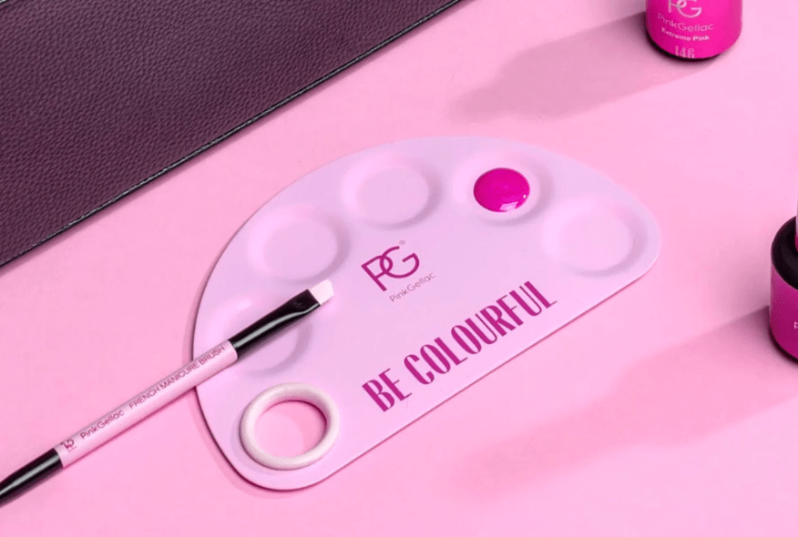 How to clean nail art brushes?